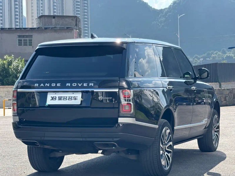Land_rover range-rover