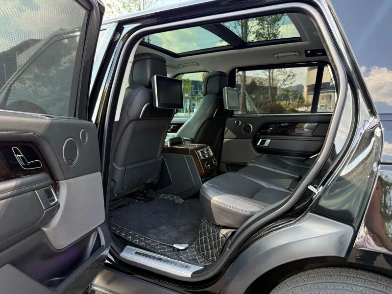 Land_rover range-rover