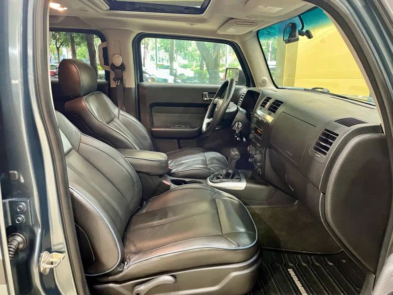 Hummer H3