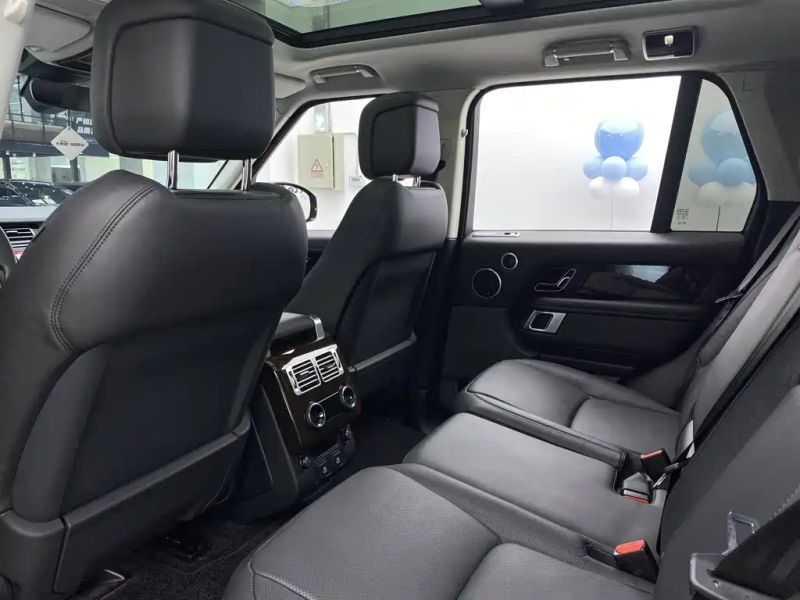 Land_rover range-rover