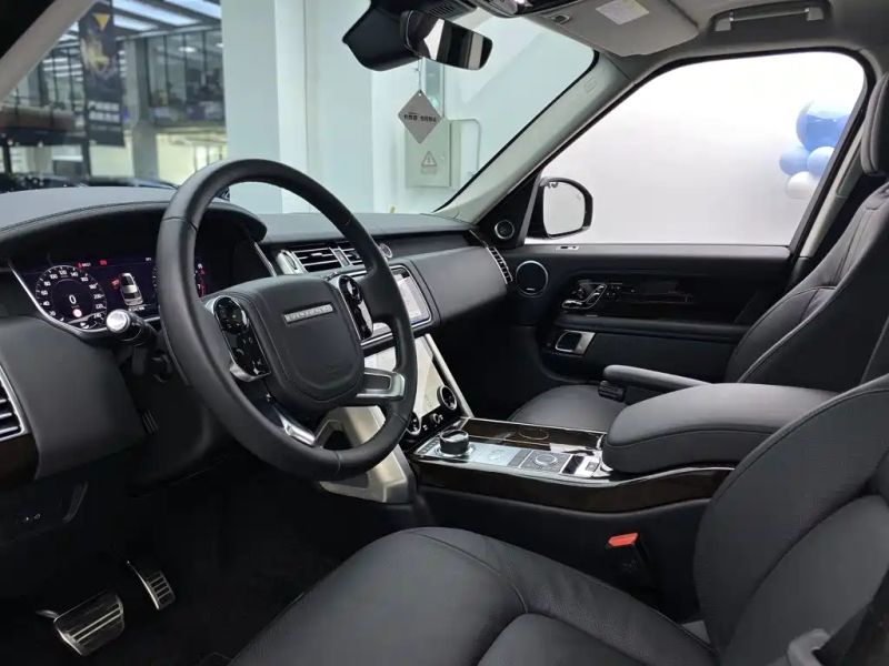 Land_rover range-rover