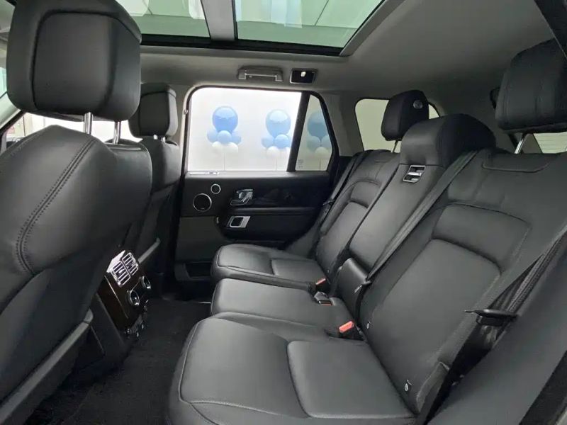Land_rover range-rover