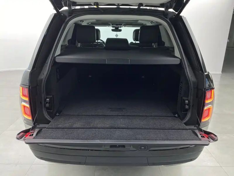 Land_rover range-rover