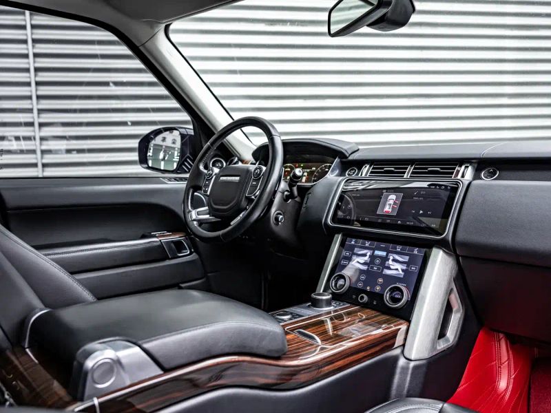 Land_rover range-rover