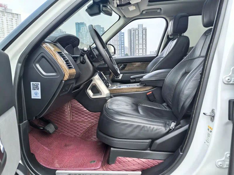 Land_rover range-rover