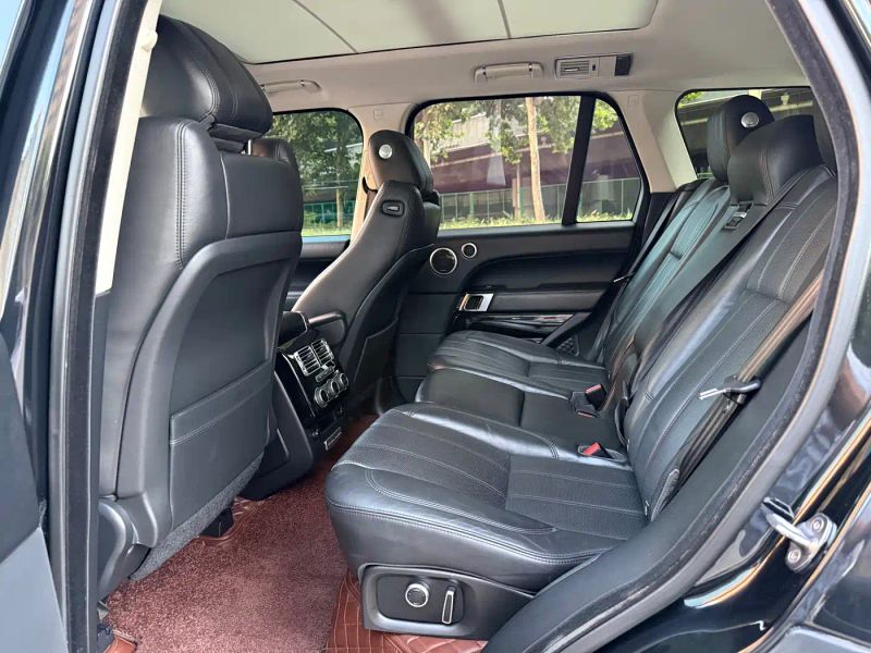 Land_rover range-rover