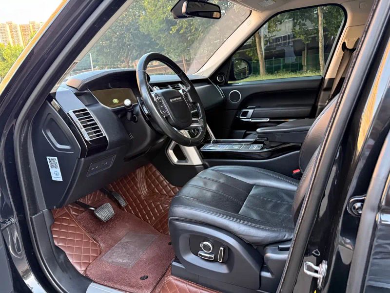 Land_rover range-rover