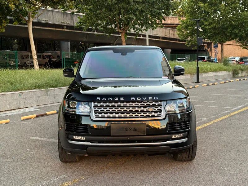 Land_rover range-rover