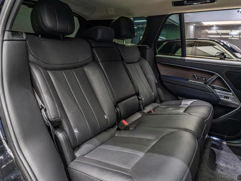 Land_rover range-rover