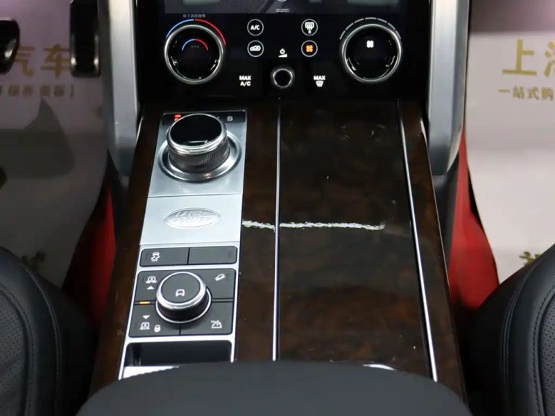 Land_rover range-rover
