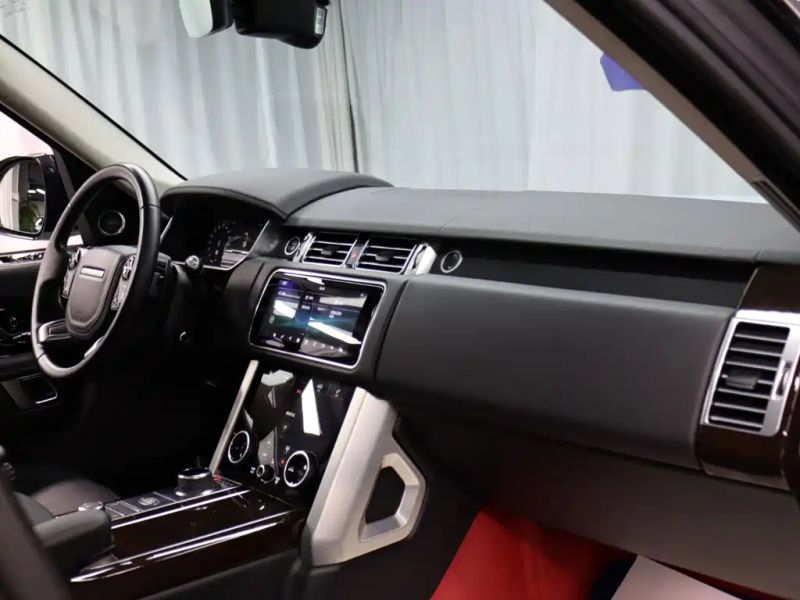 Land_rover range-rover