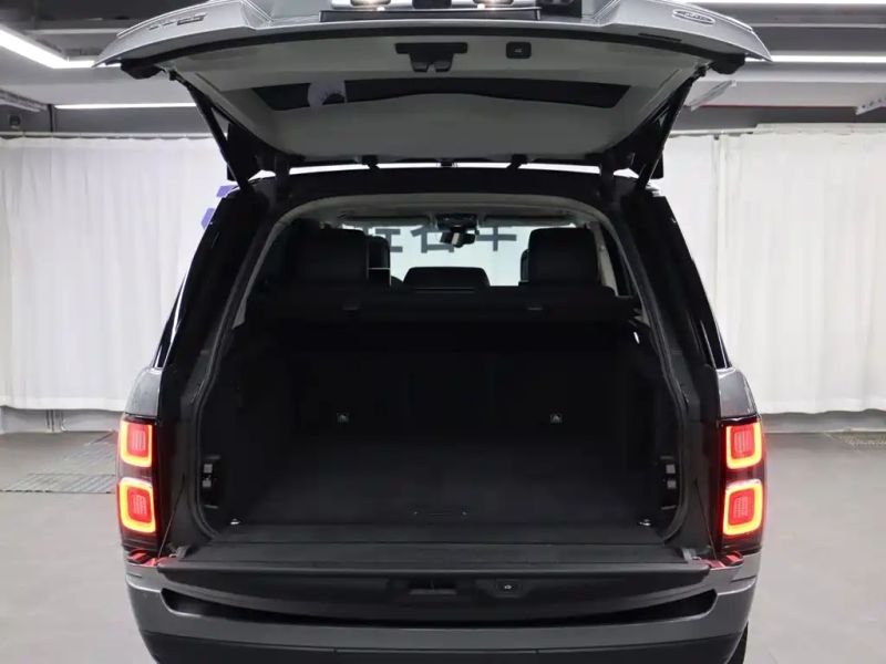Land_rover range-rover