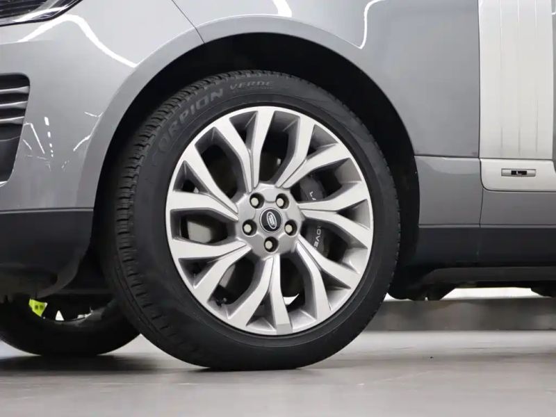 Land_rover range-rover