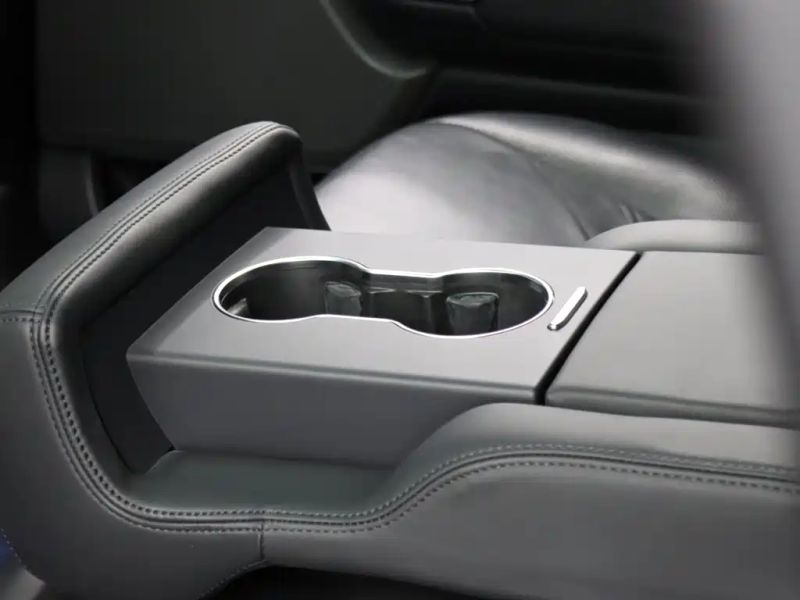 Land_rover range-rover