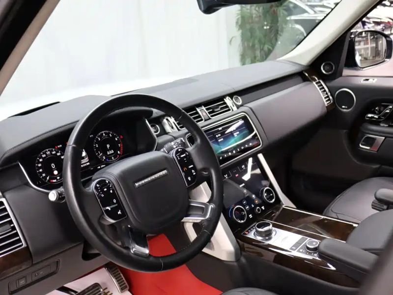 Land_rover range-rover