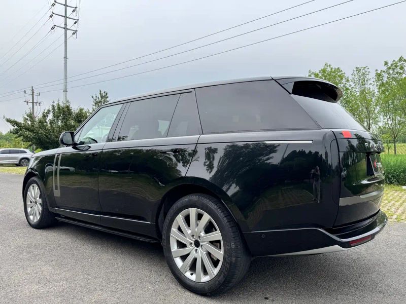 Land_rover range-rover