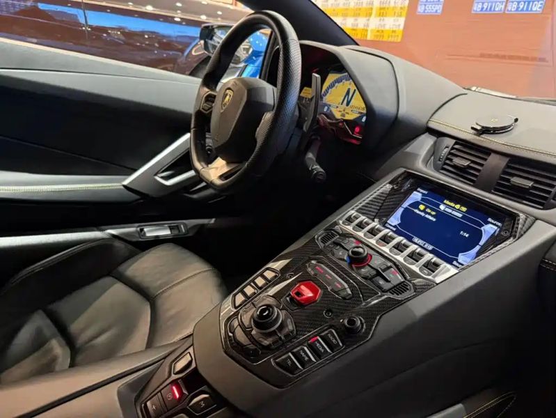 Lamborghini supercar