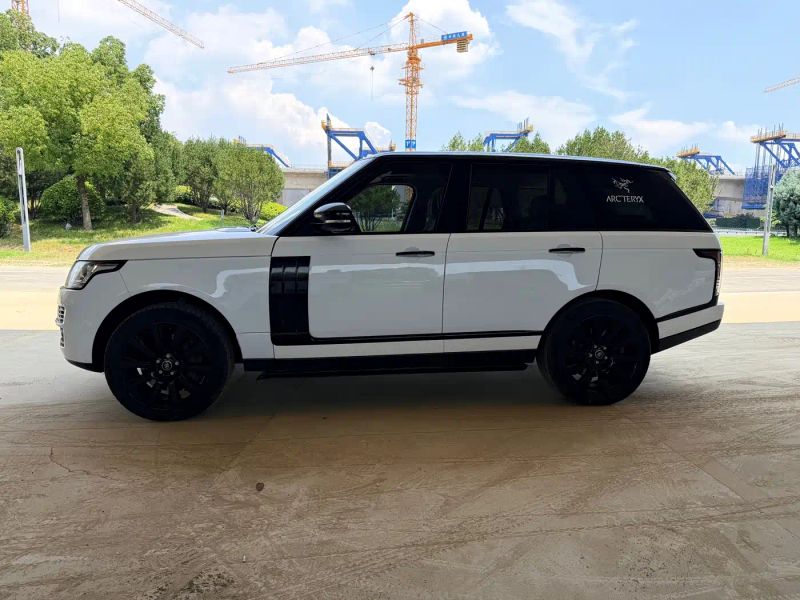Land_rover range-rover