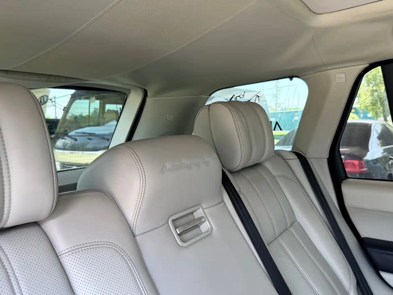 Land_rover range-rover