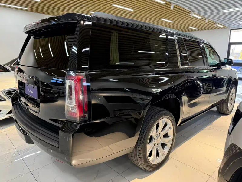 Hummer yukon