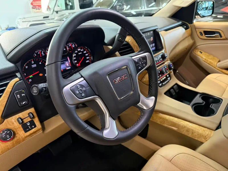 Hummer yukon