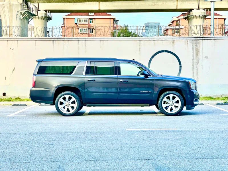 Hummer yukon
