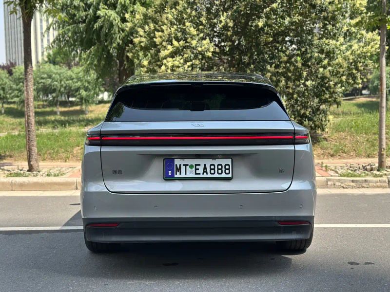 li i6