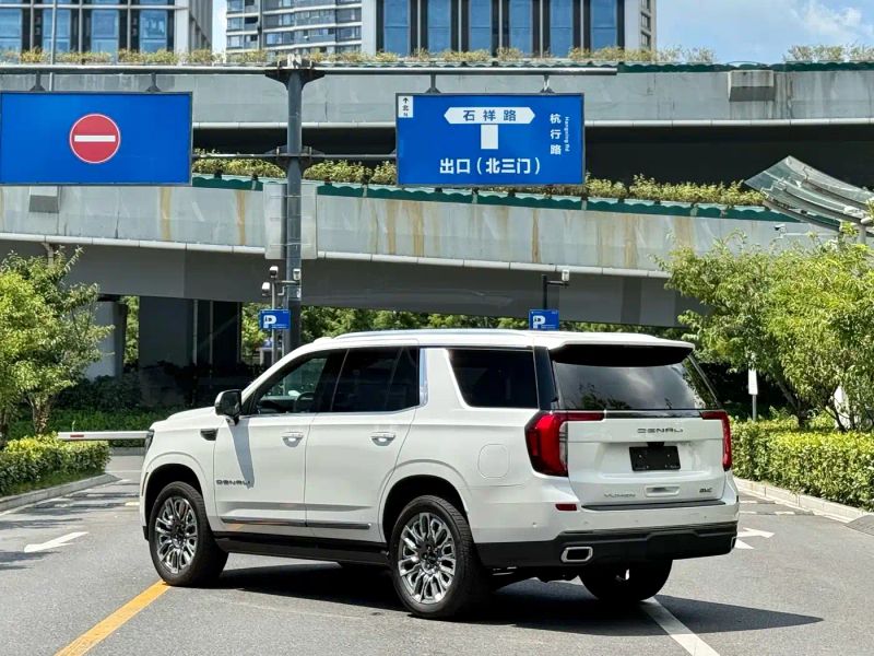 Hummer yukon