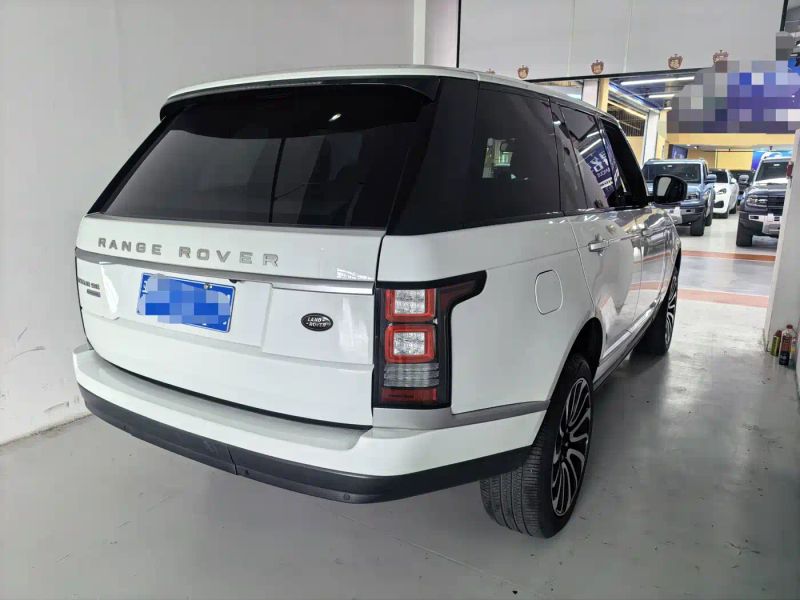 Land_rover range-rover
