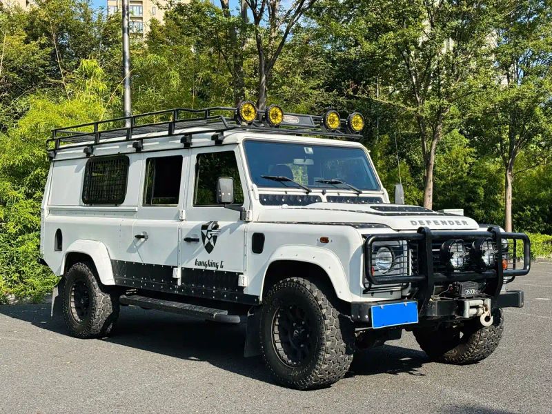 Land_rover defender