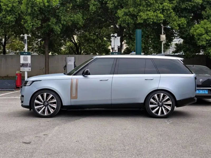 Land_rover range-rover