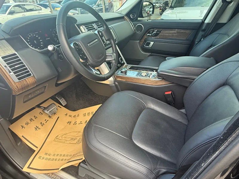 Land_rover range-rover