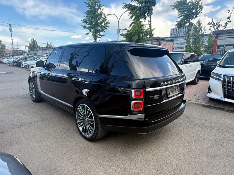 Land_rover range-rover