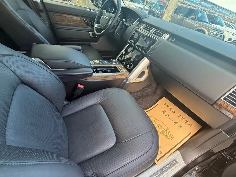 Land_rover range-rover