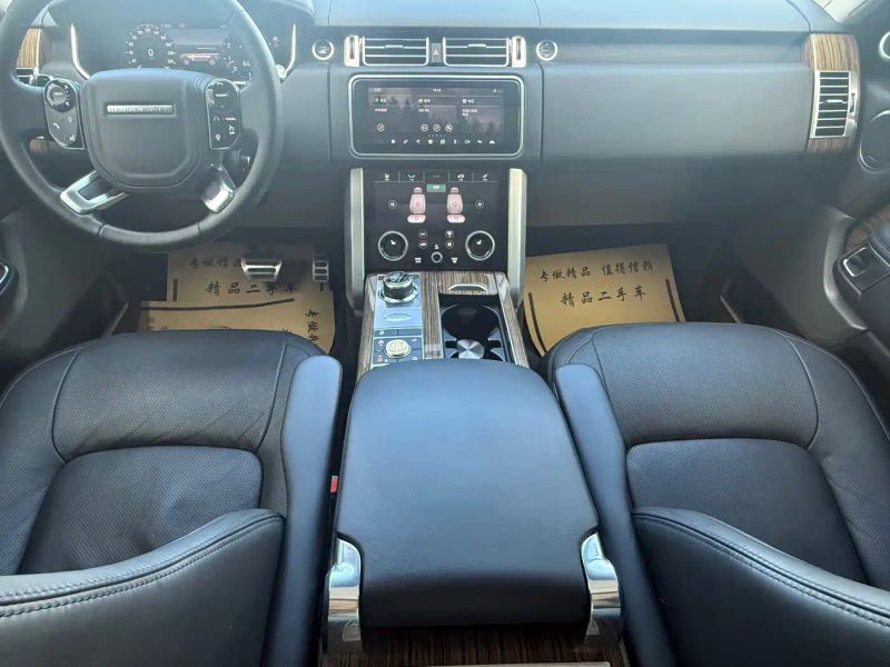 Land_rover range-rover