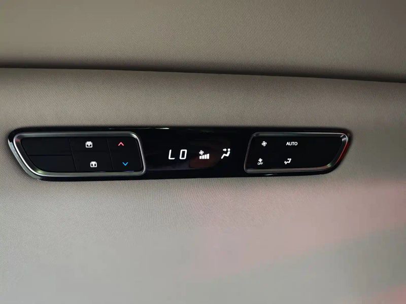 yingbao e8