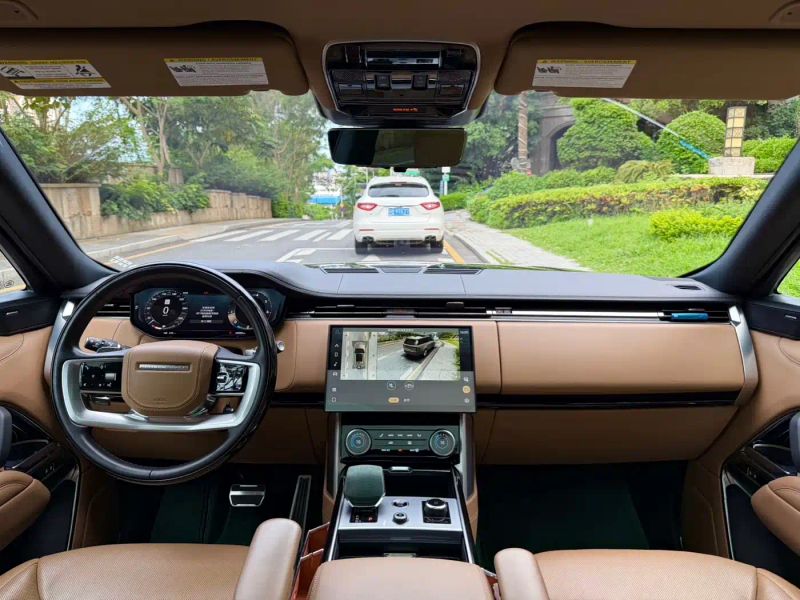 Land_rover range-rover