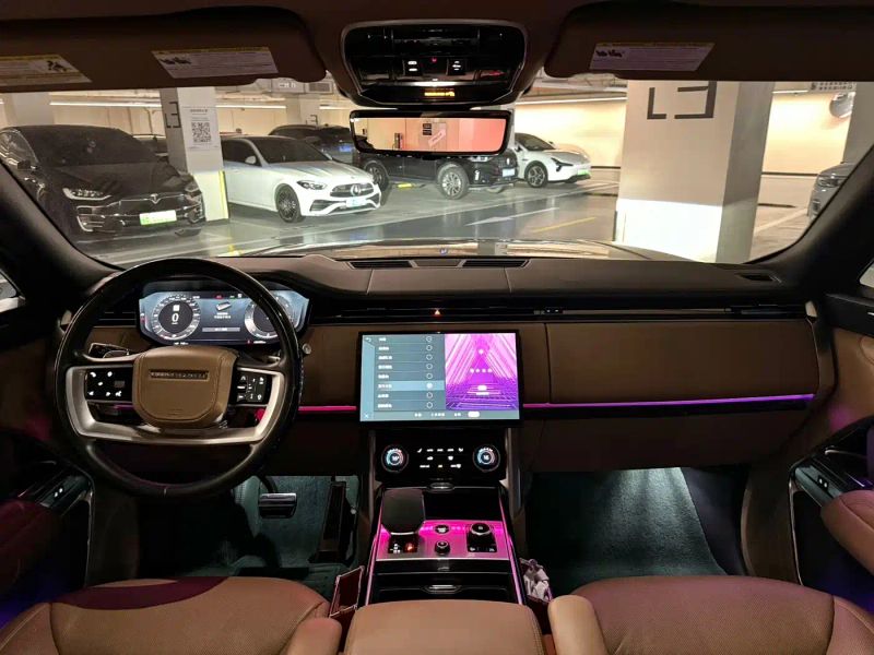 Land_rover range-rover