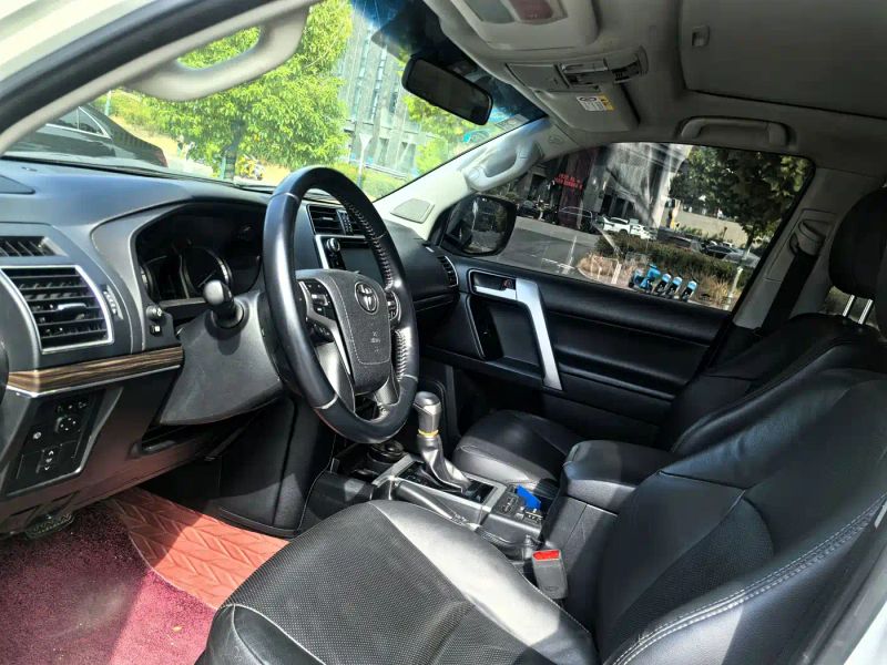 alphard prado