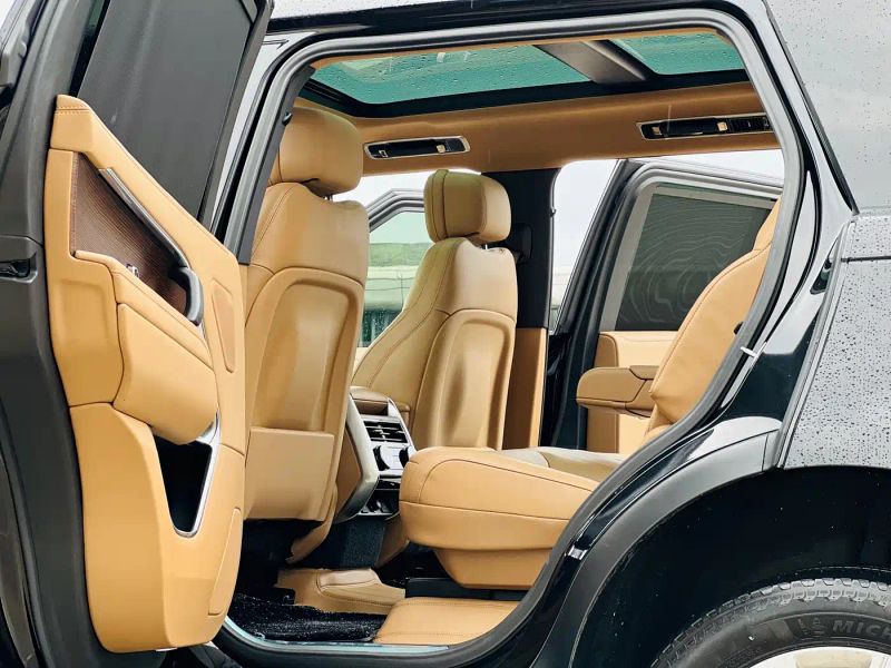 Land_rover range-rover