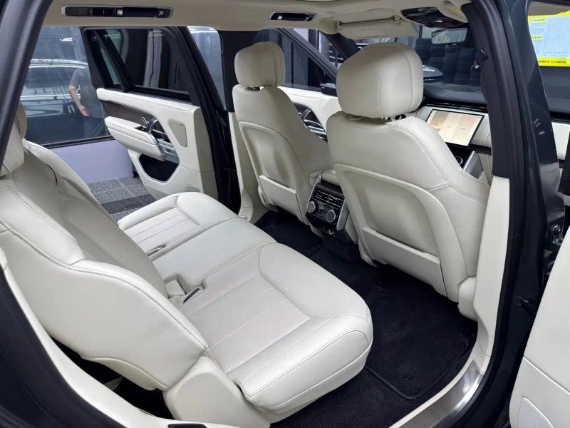 Land_rover range-rover
