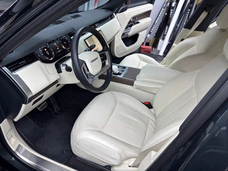 Land_rover range-rover
