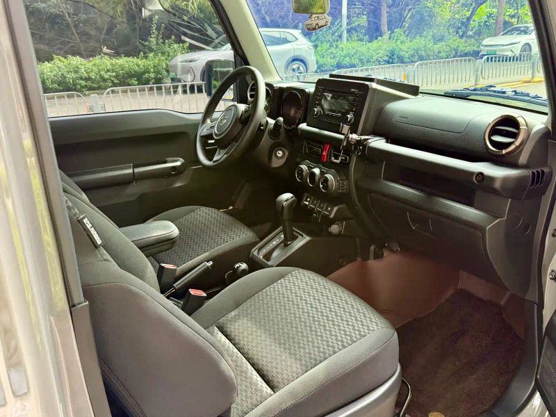 jimny suv