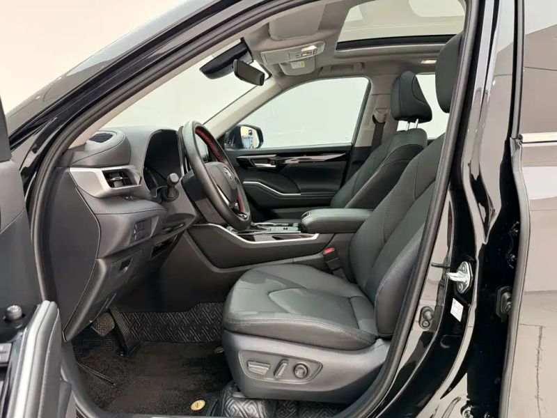 alphard highlander