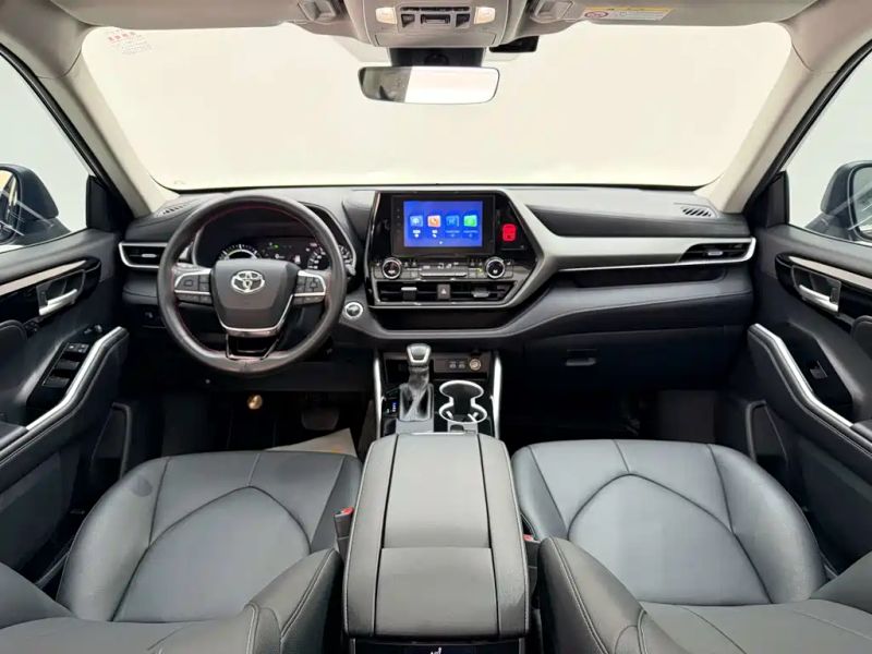 alphard highlander