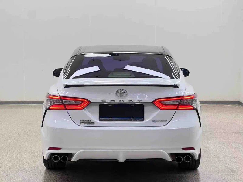 alphard camry