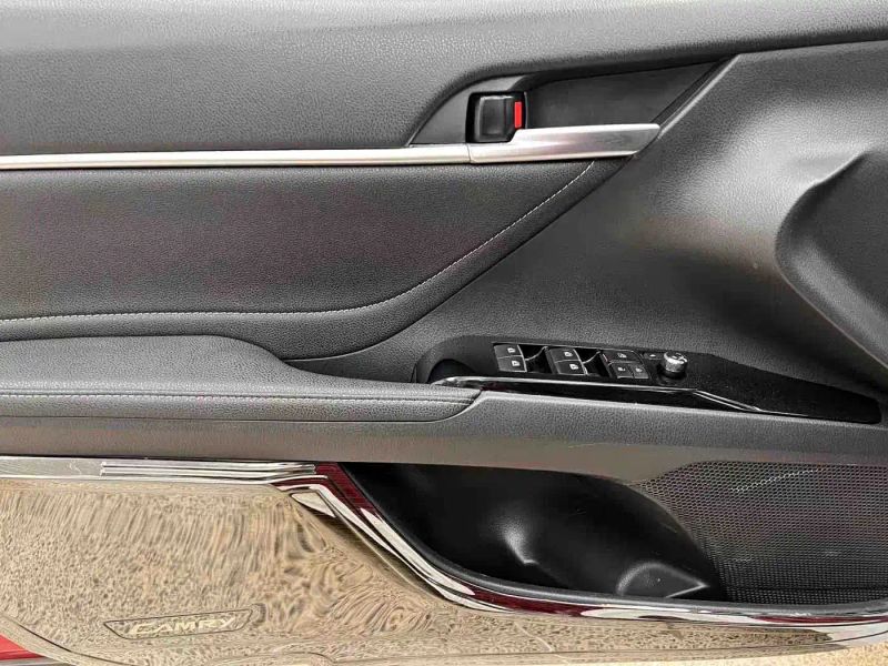 alphard camry