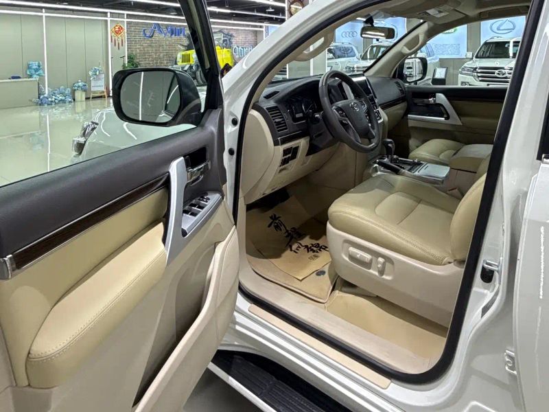 alphard landcruiser