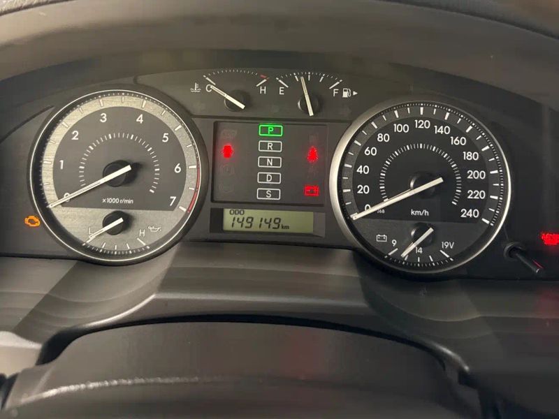 alphard land_cruiser