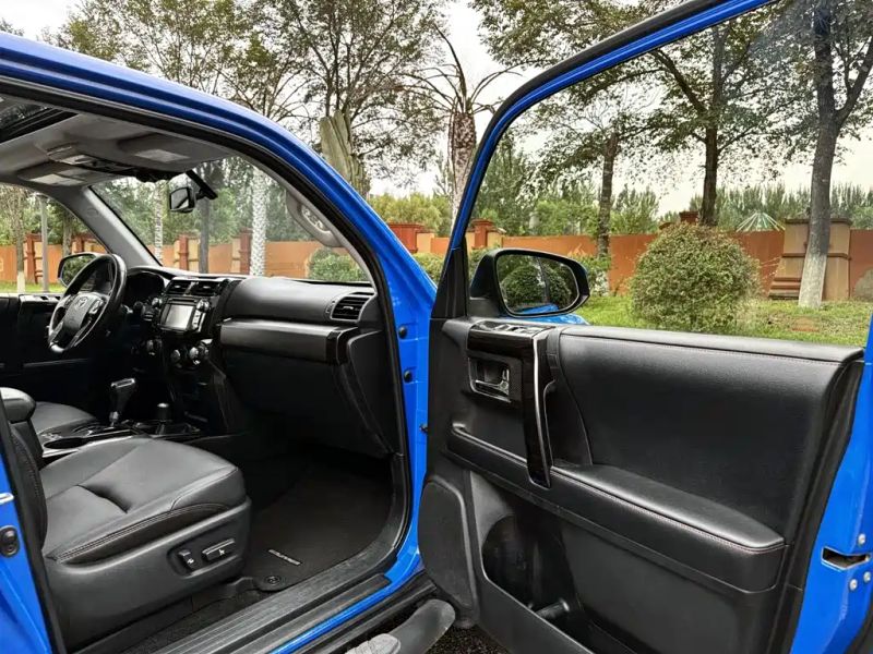 alphard 4runner